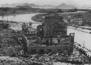 Ruinele bombardamentelor de la Hiroshima si Nagasaki